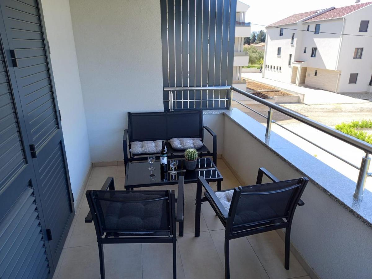 Villa Toni Biograd Na Moru Esterno foto
